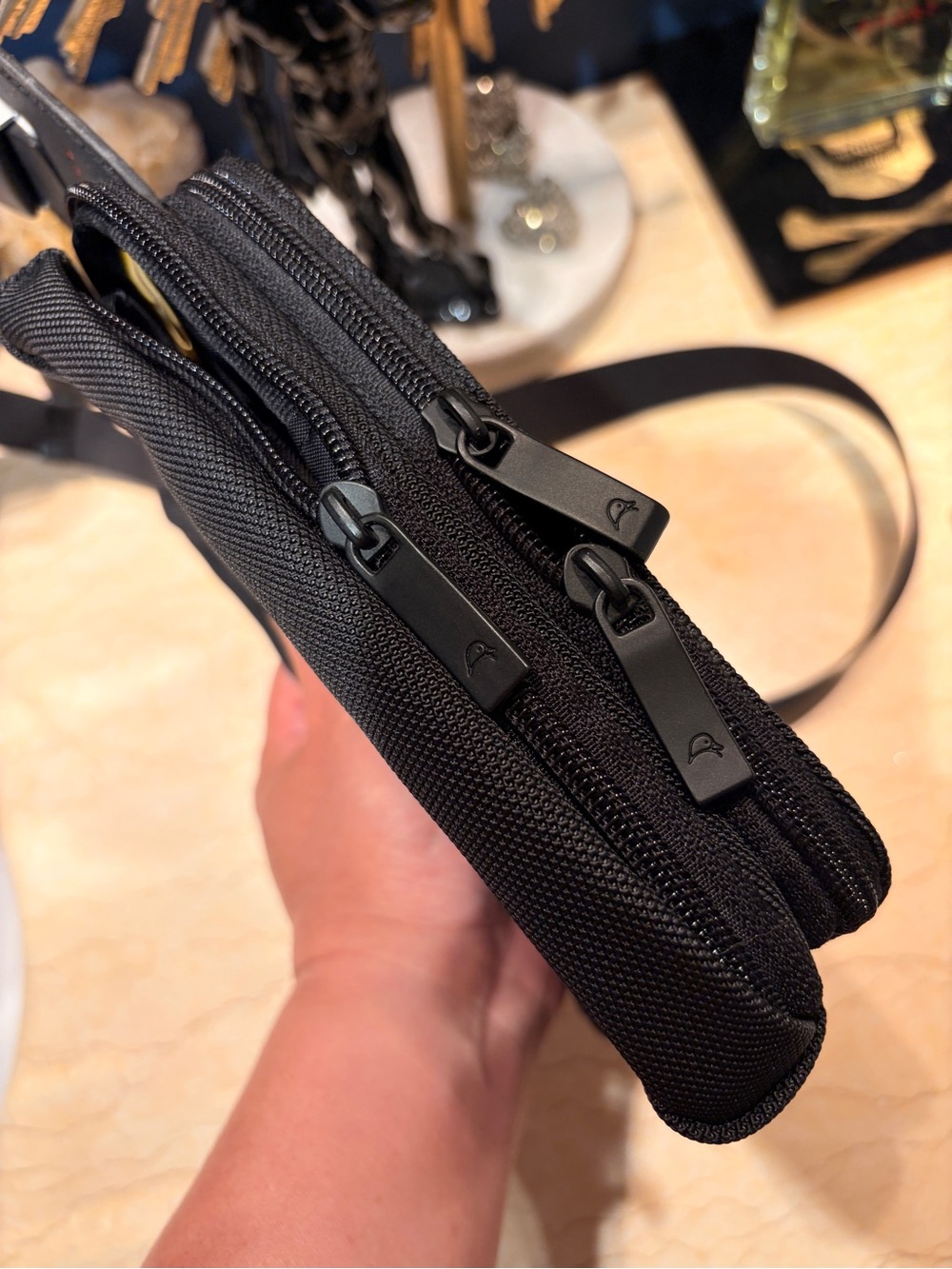 Mandarina Duck Black Crossbody Sling Bag - Picture 8 of 10